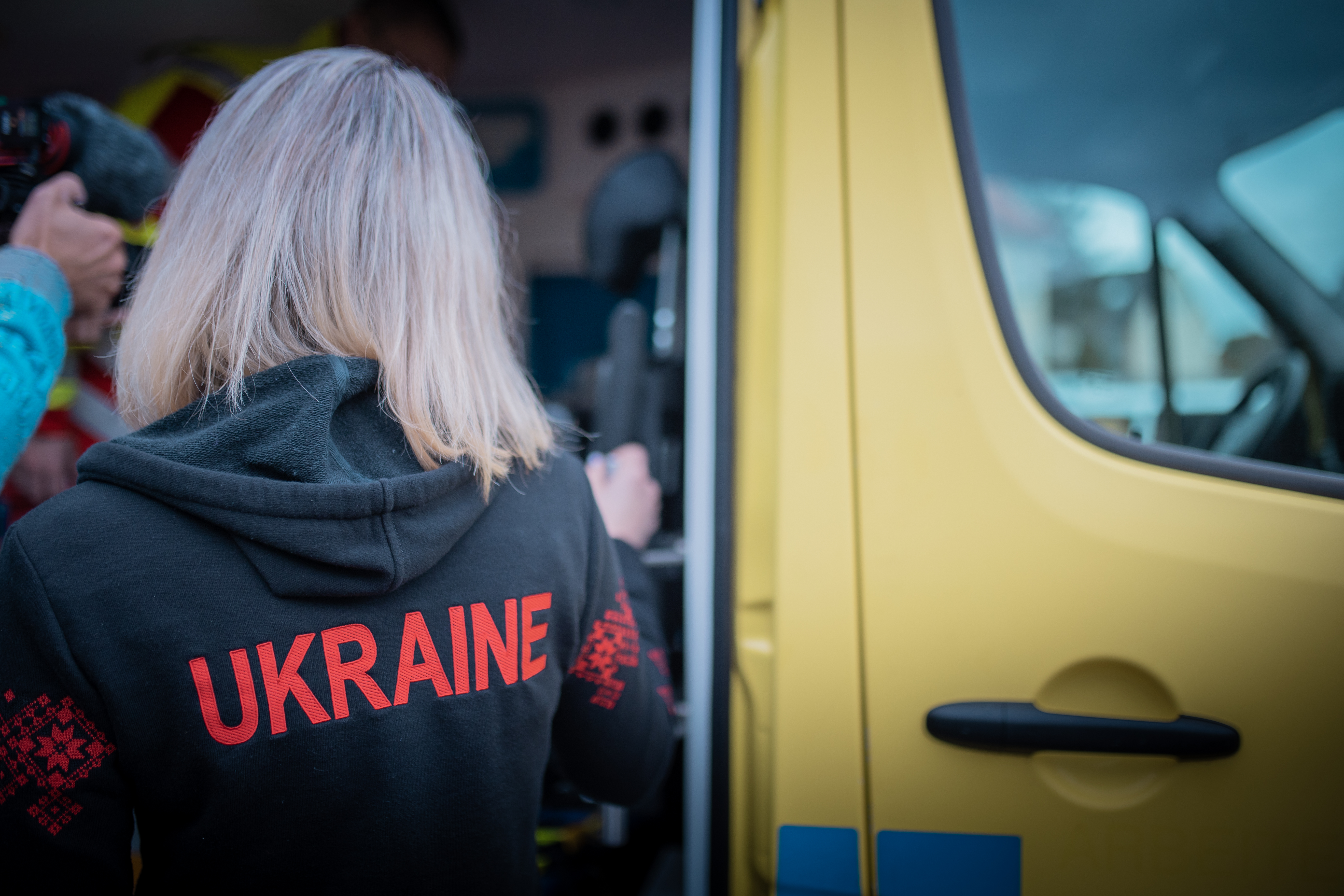 ASB Hannover stellt medizinische Geräte für ukrainischen Krankenwagen