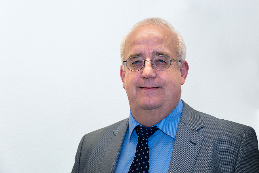 mordfeld_dr-friedbert.jpg