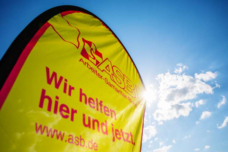 leitbild-des-asb-wir-helfen-hier-und-jetzt.jpg leitbild-des-asb-wir-helfen-hier-und-jetzt.jpg