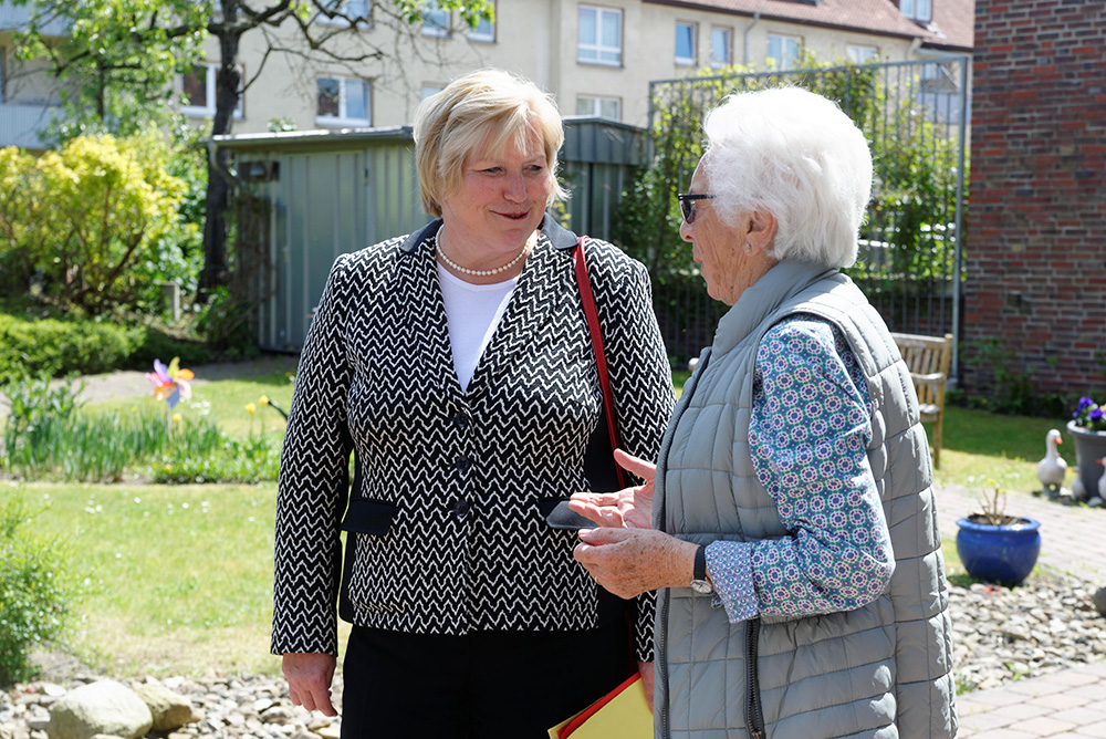 Niedersachsens Sozialministerin Rundt besucht ASB-Tagespflege