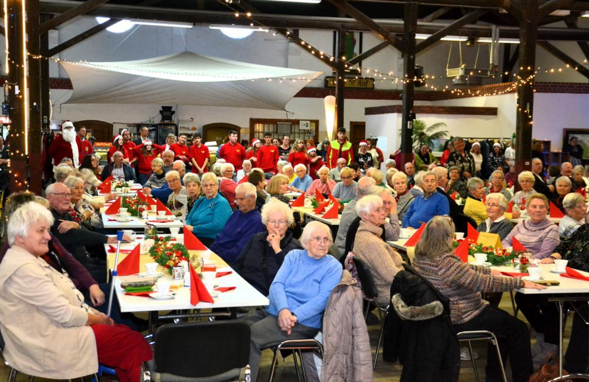 20251214_ASB-Seniorenweihnachtsfeier_02.JPG